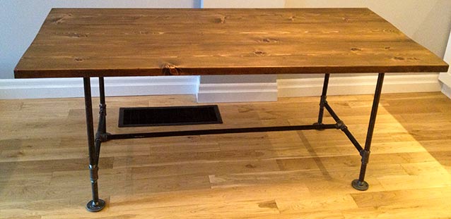 DIY Pipe & Wood Table Pt 2
